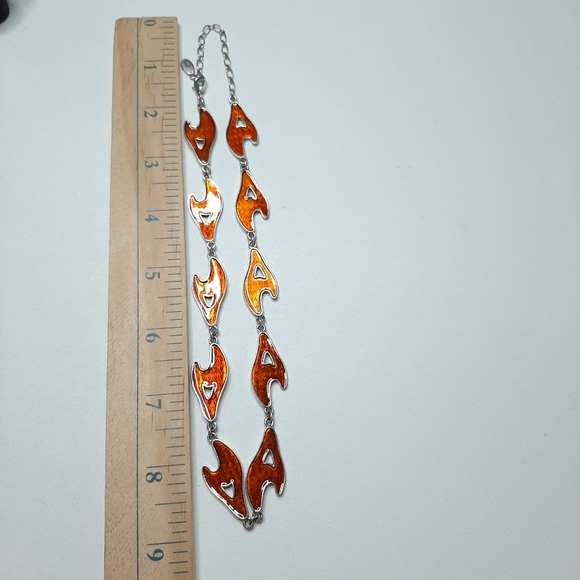 Pilgrim Skanderborg Silver Tone Orange Resin Abstract Shape Link Necklace - Picture 5 of 7